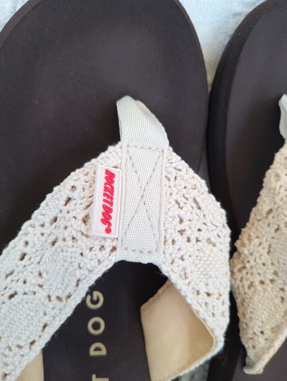 Rocket Dog Cream Crochet Thong Sandals Boho Beach Summer Flats Lace Pretty - Picture 4 of 7